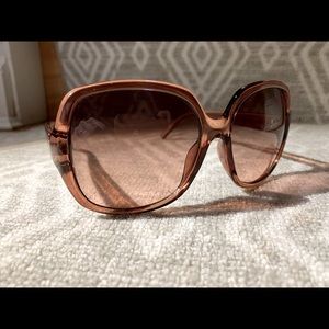 1970s sunglasses replicated by Target